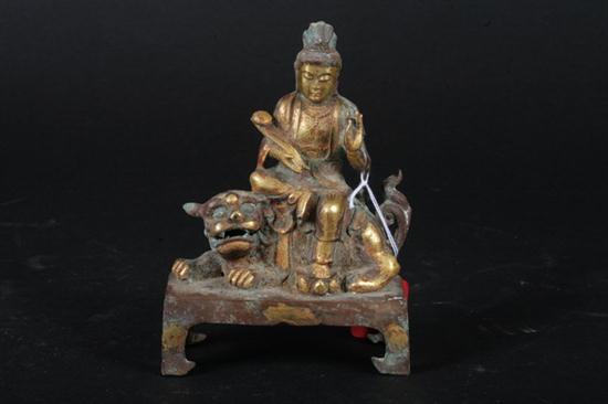 CHINESE GILT BRONZE FIGURAL GROUP 16e171