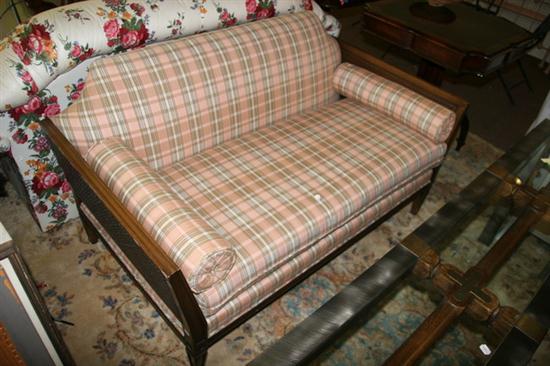 UPHOLSTERED PLAID LOVESEAT WITH 16e22d