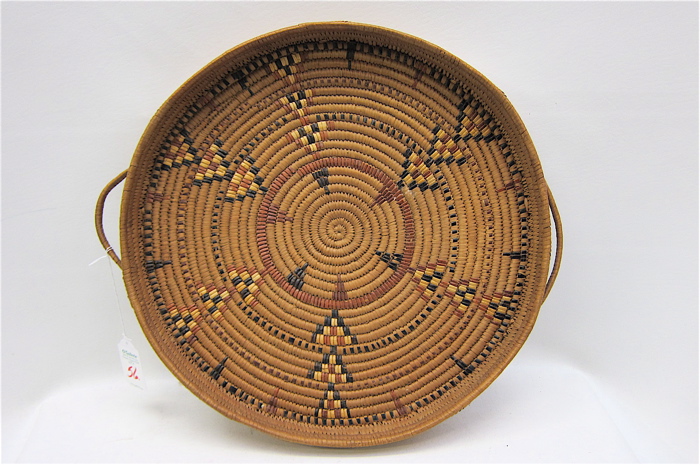THOMPSON RIVER INDIAN BASKET ROUND TRAY