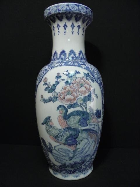 Chinese floral enameled floor vase  16bc82