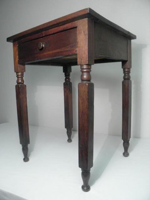 A 19th century one drawer stand 16bc8e