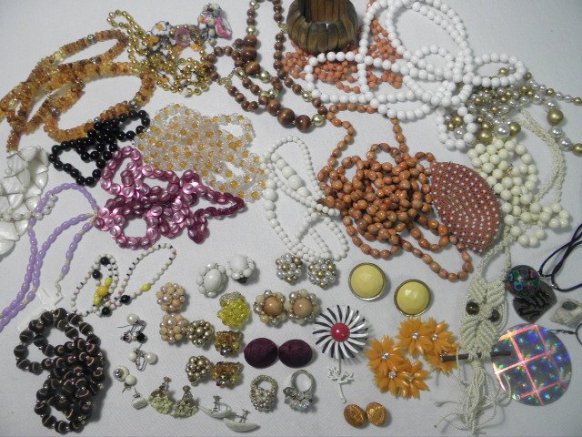Lot of assorted ladies costume 16bced