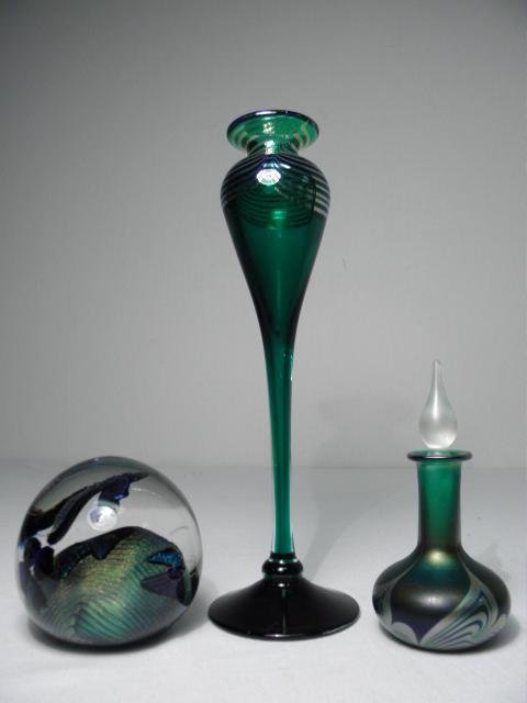 Three pieces of assorted art glass.