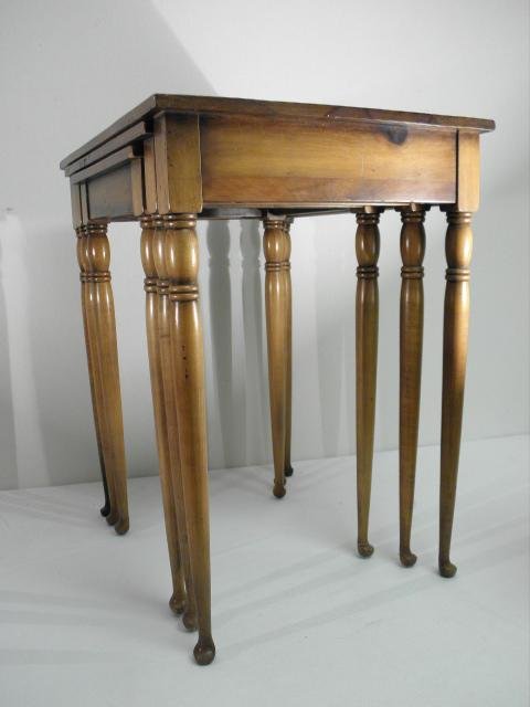 Three pine nesting tables with