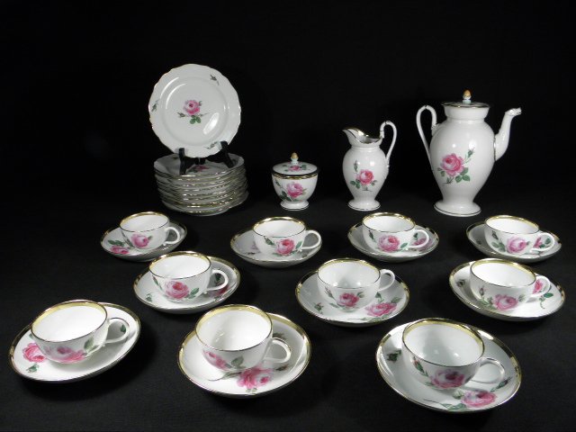 Meissen gilt porcelain tea service