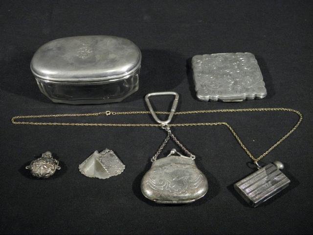 Lot of assorted continental silver 16c00d