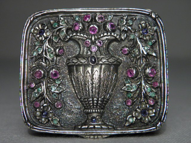 A continental silver snuff box (or trinket