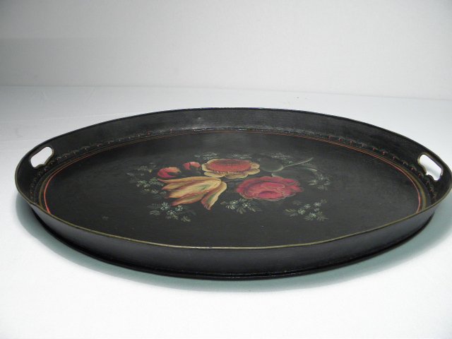 A Tole painted 22 oval tray  16c084