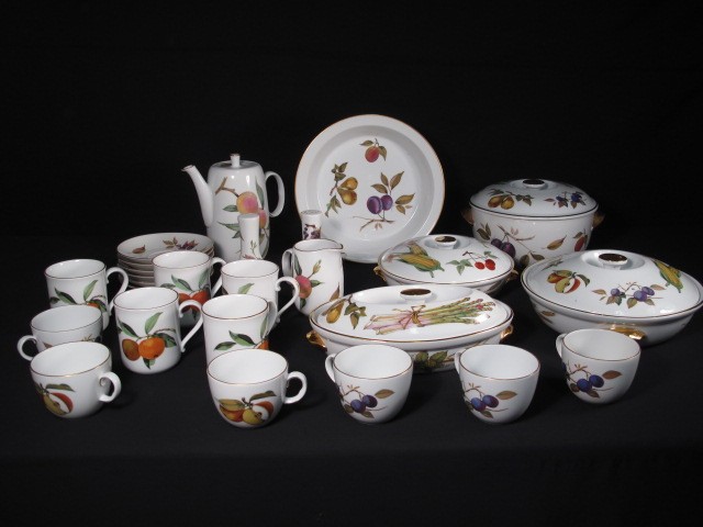Royal Worcester fine china 26 piece