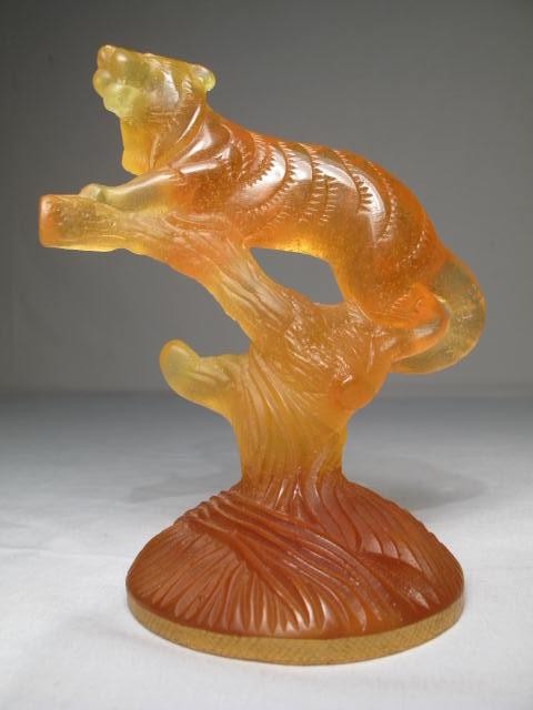 Daum amber art glass figure of 16c448