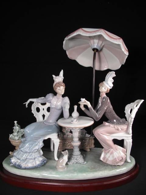 Lladro porcelain figure. ''Cafe