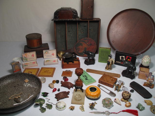 Estate lot assorted small boxes 16c4c8