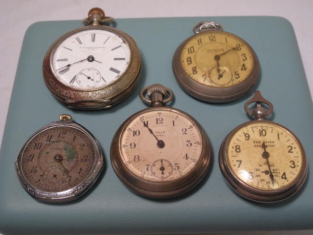 Lot of five pocket watches. Includes