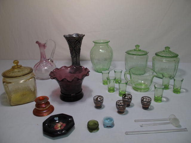 Group lot assorted glass depression 16c5d6