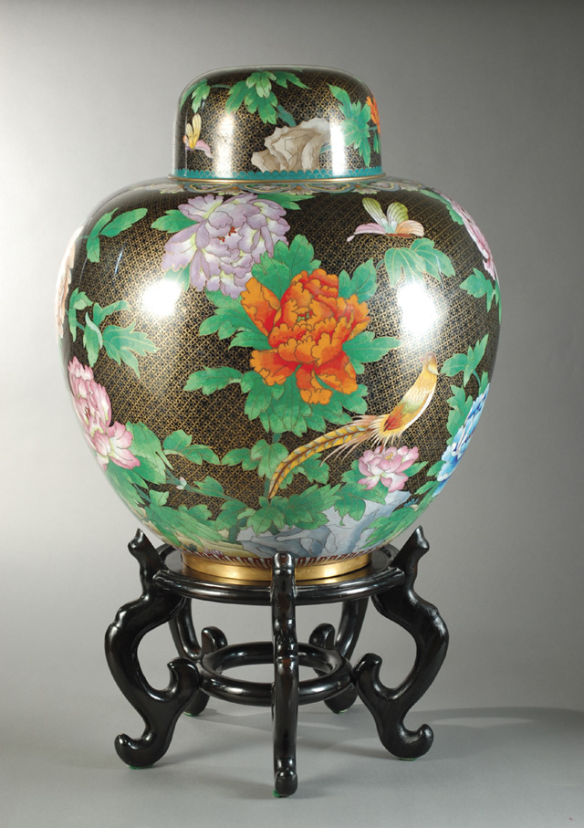 LARGE CHINESE CLOISONNE FLOOR JAR