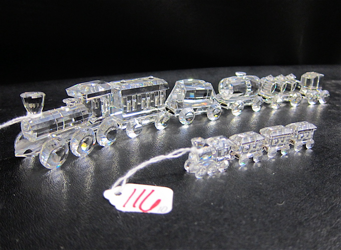 TEN PIECES SWAROVSKI CUT CRYSTAL: (6)