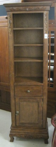 TALL AND NARROW MAHOGANY SIDE CABINET 16f497