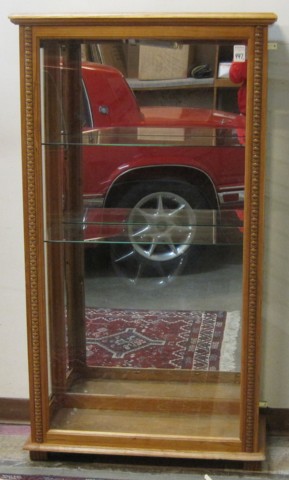 A PAIR OF MODERN CURIO DISPLAY CABINETS