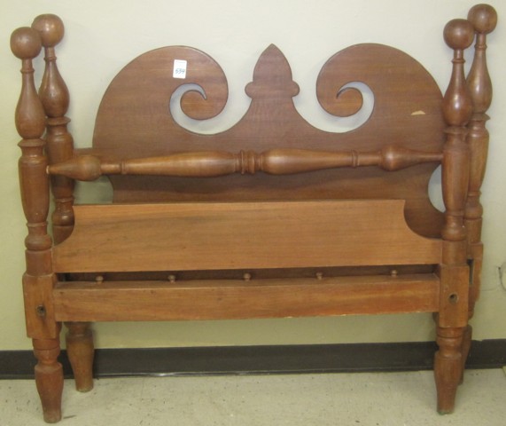 ANTIQUE FOUR-POST BED WITH RAILS American