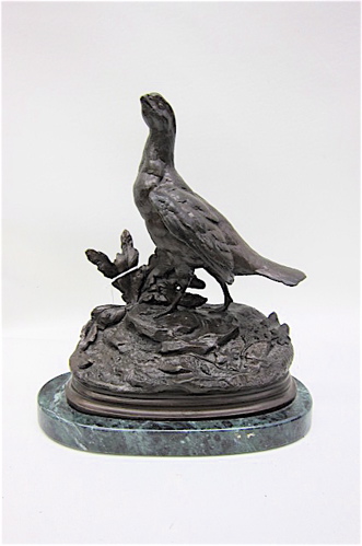 BRONZE SCULPTURE OF A GAME BIRD 16f51d