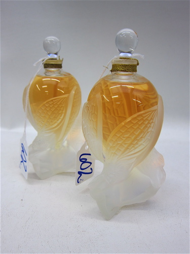 PAIR OF LALIQUE LES ELFES FLACON 16f542