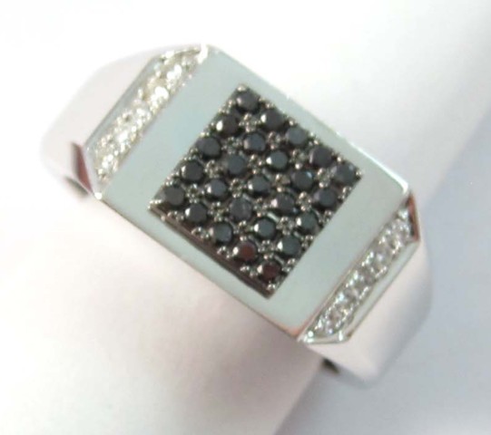 MAN S BLACK DIAMOND RING 14k white 16f570