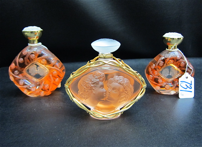 SET OF THREE LALIQUE LE BAISER FLACON