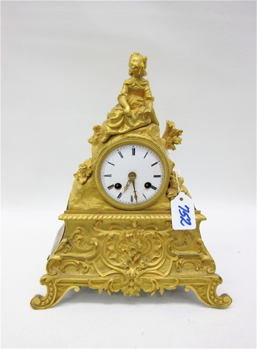 FRENCH GILT BRONZE SHELF CLOCK 16f5d5