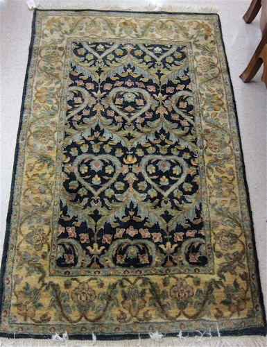 HAND KNOTTED ORIENTAL AREA RUG 16f616