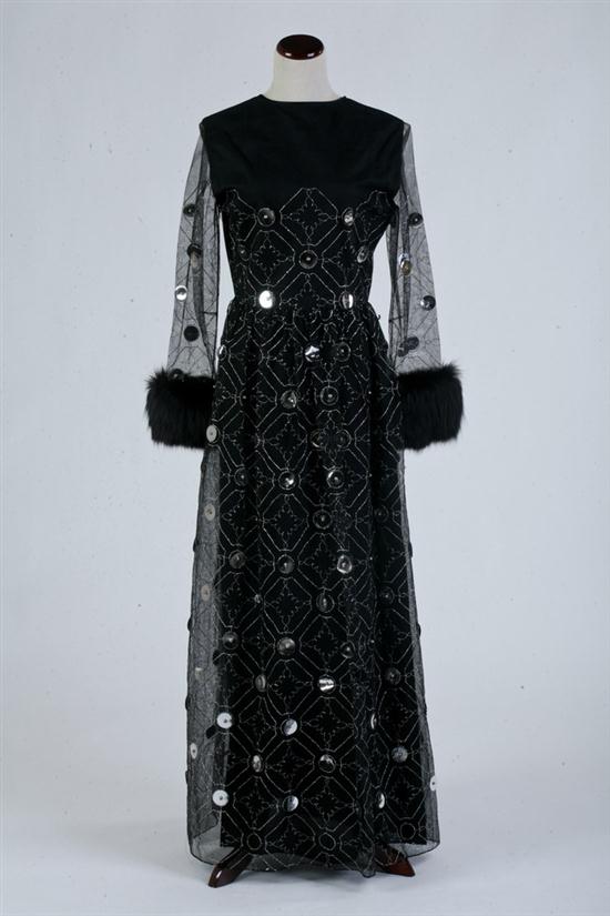 VINTAGE OSCAR DE LA RENTA BLACK