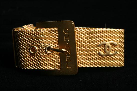 CHANEL GOLD-TONE MESH BRACELET