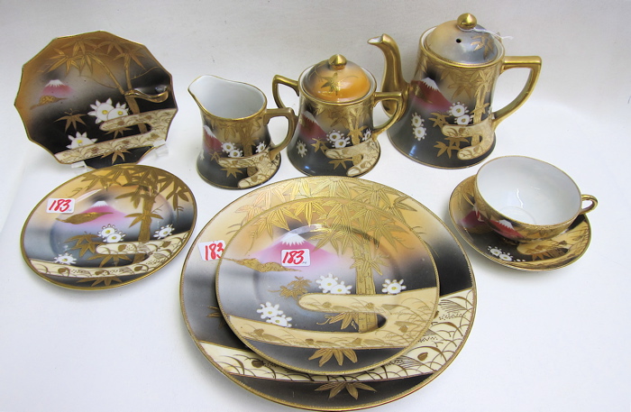 34 PIECE JAPANESE SHOFU CHINA SET 16f829