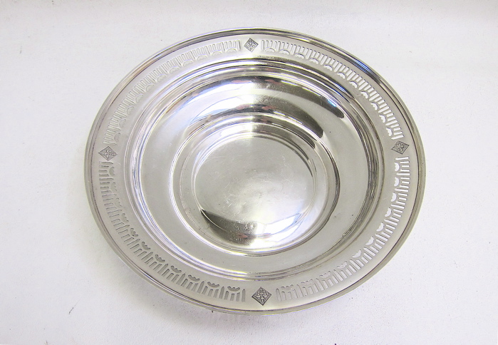 AMERICAN STERLING SILVER BOWL with pierced