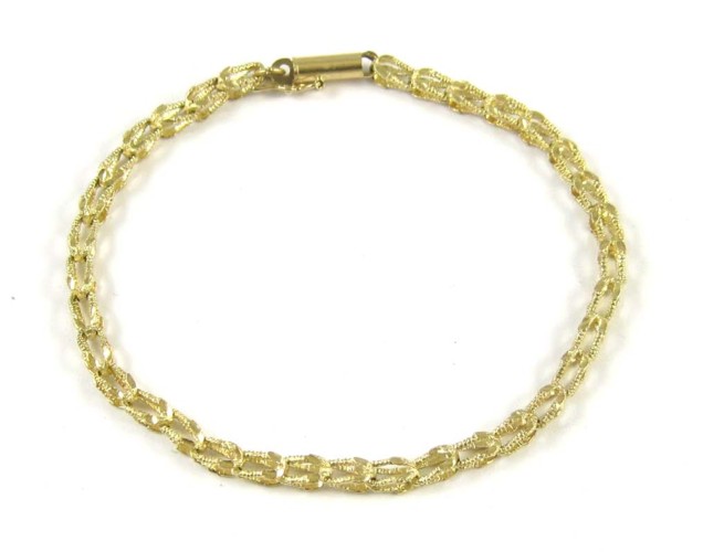 FOURTEEN KARAT GOLD CHAIN BRACELET