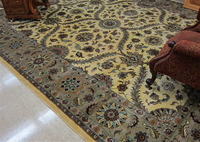 FINE HAND KNOTTED ORIENTAL CARPET 16fa43