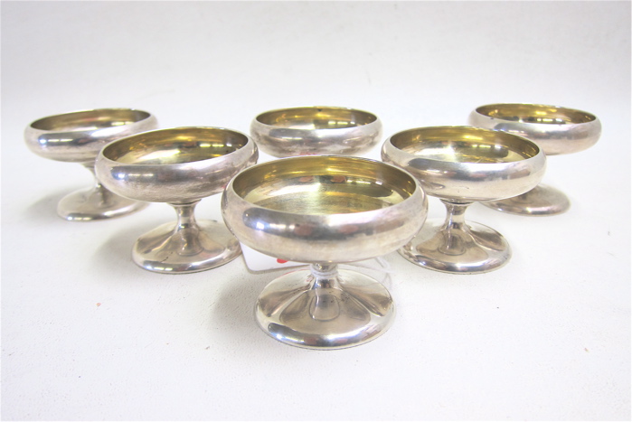 SET OF SIX STERLING SILVER PEDESTAL 16fae9