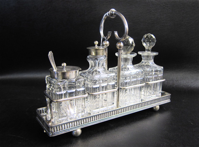 AMERICAN SILVER PLATED AND GLASS 16fc38