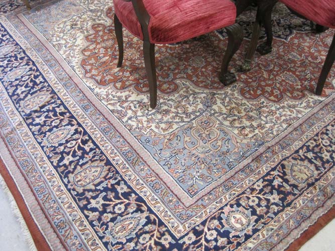 HAND KNOTTED ORIENTAL CARPET Indo-Persian