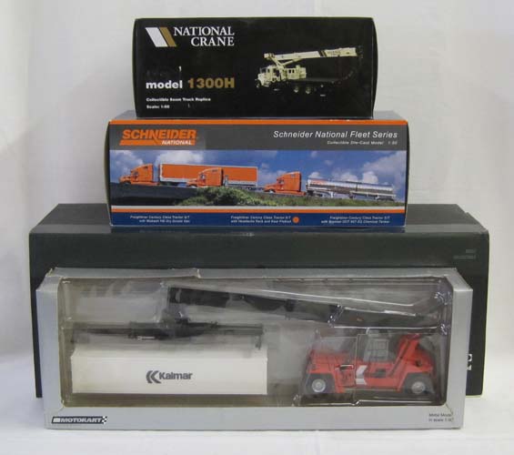FIVE DIECAST SCALE MODELS including 16fc73