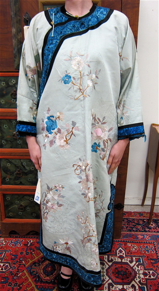 CHINESE LADY'S SILK ROBE with hand