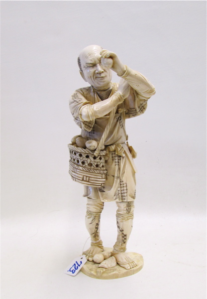 JAPANESE IVORY OKIMONO man standing 16fd68