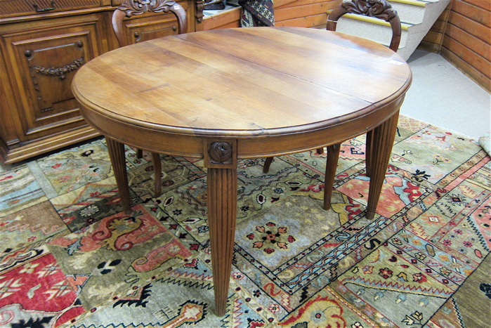 REGENCY STYLE OVAL WALNUT DINING