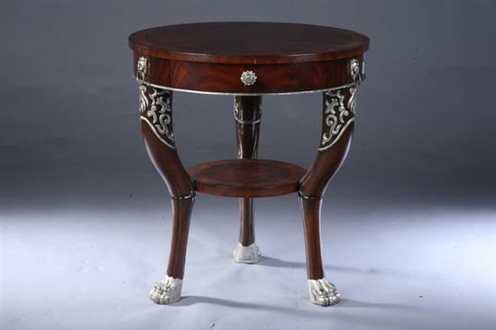 GEORGE II STYLE MAHOGANY END TABLE 16ff88