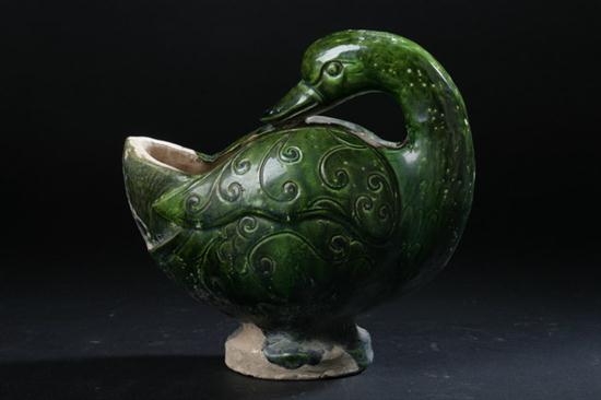 CHINESE GREEN GLAZED POTTERY DUCK FORM 16ff97