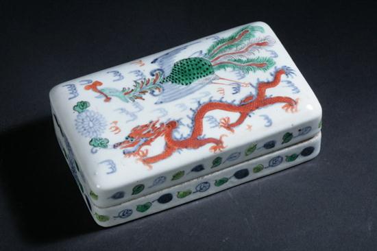 CHINESE FAMILLE VERTE PORCELAIN 16ffaf