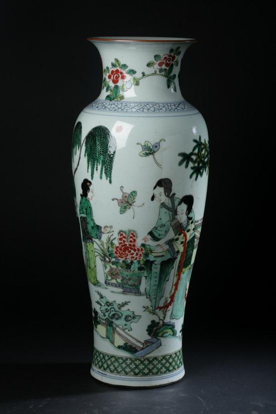 CHINESE FAMILLE VERTE PORCELAIN