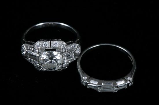 PLATINUM AND DIAMOND RING CA  1700c0