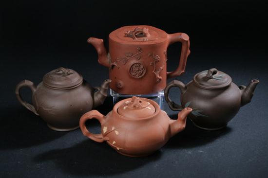 THREE CHINESE YIXING TEA POTS.