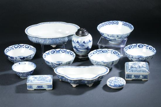 TWELVE PIECES CHINESE BLUE AND 1701c3