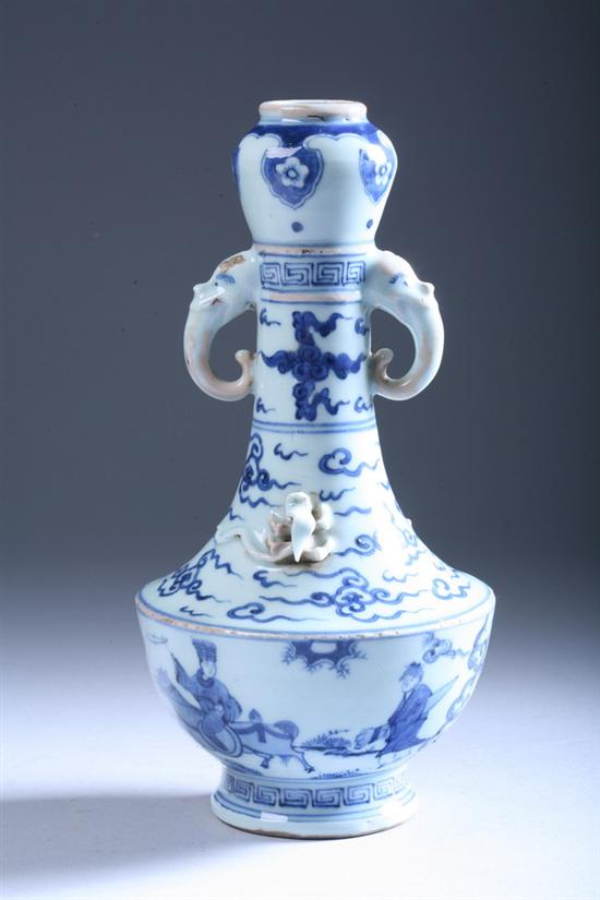 CHINESE BLUE AND WHITE PORCELAIN 1701c5